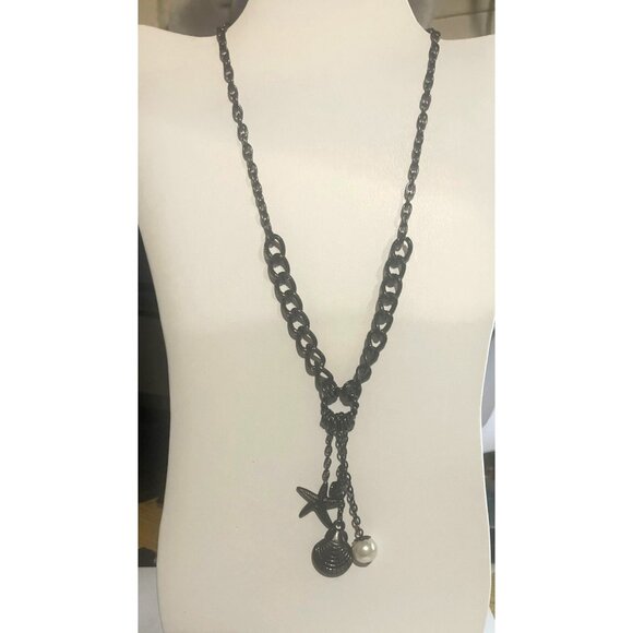 Venice Accessories Chain Link Necklace With Charms NWT Gunmetal Hardware - Picture 1 of 7